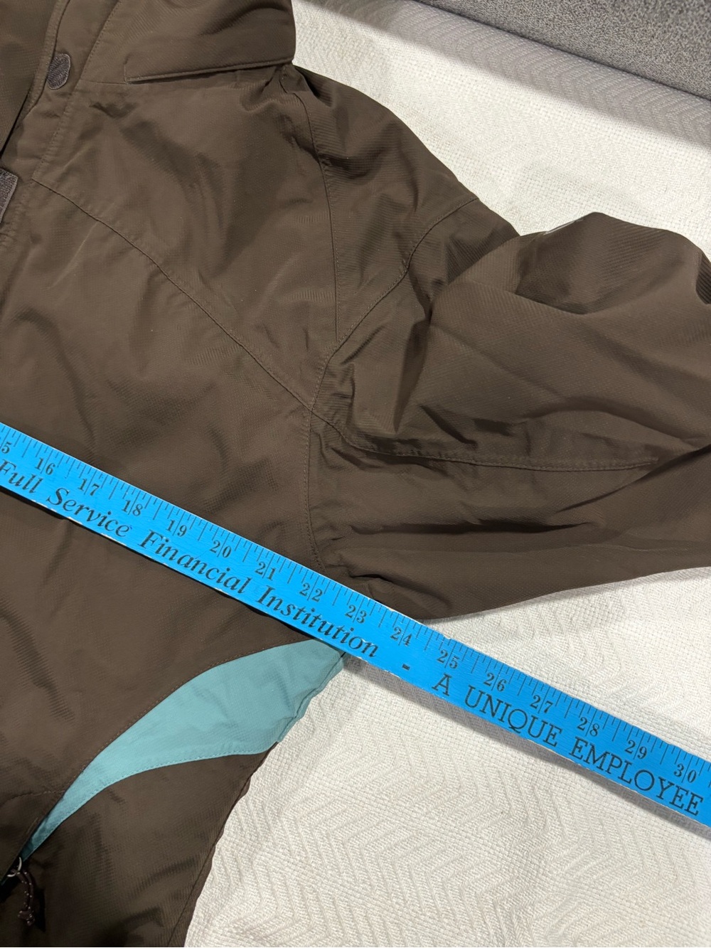 🐞REI Brown Ski Jacket with Aqua Side Panels - Picture 6 of 10